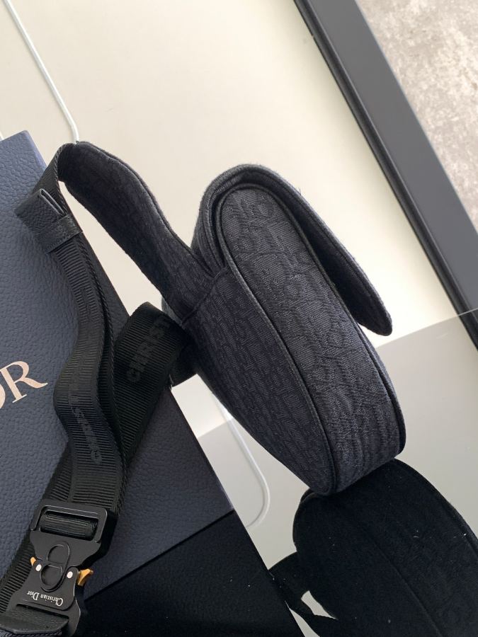 1:1 Replica messenger bag ( ( Saddle Bag — 1:1 Replica — photo 2