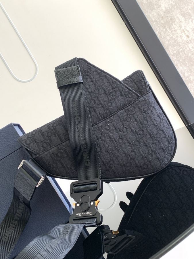 1:1 Replica messenger bag ( ( Saddle Bag — 1:1 Replica — photo 3