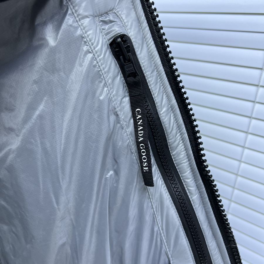 1:1 Replica GOOSE down jacket,𝘾𝘼𝙉𝘼𝘿𝘼 𝙂𝙊𝙊𝙎𝙀/Canada Goose — AAA Quality Replica — photo 7