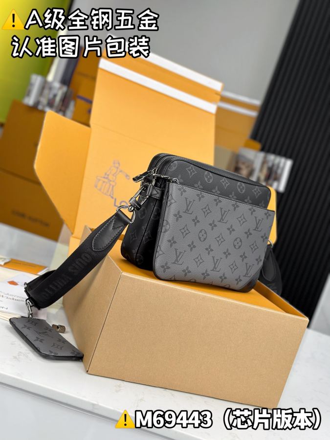 1:1 Replica LV bag — photo 6