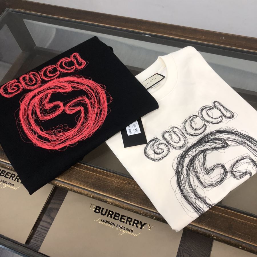 1:1 Replica Gucci men 24ss New T — AAA Quality Replica — photo 2