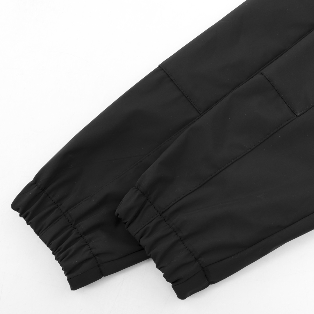 1:1 Replica Prada men Prada triangle logo multi-pocket hooded jacket — 1:1 Replica — photo 5