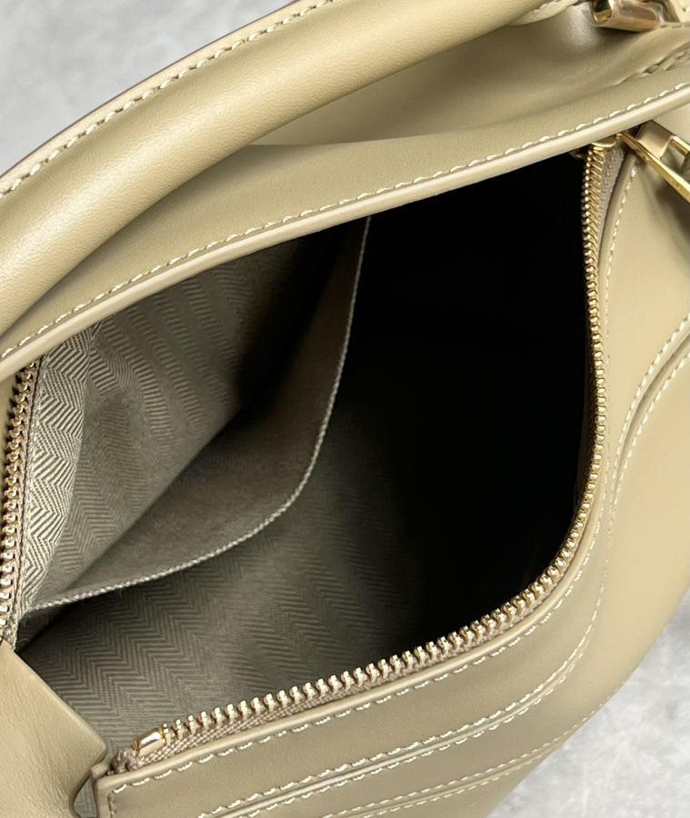1:1 Replica LOEWE bag LOEWE puzzle — AAA Quality Replica — photo 7