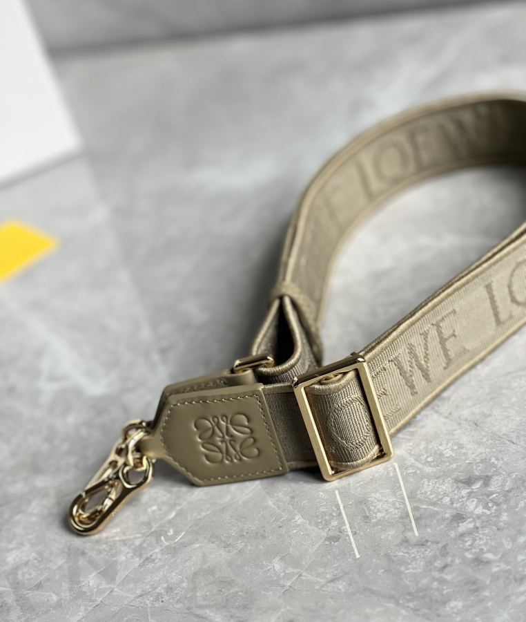 1:1 Replica LOEWE bag LOEWE puzzle — AAA Quality Replica — photo 9
