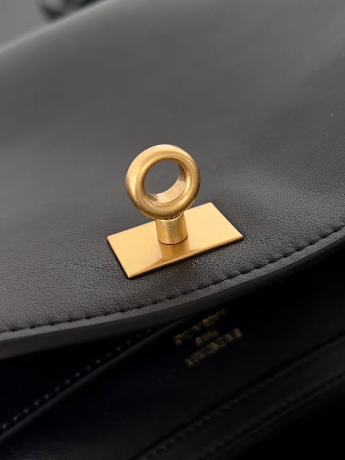 1:1 Replica Balenciaga bag 𝐁𝐚𝐥𝐞𝐧𝐜𝐢𝐚𝐠𝐚 𝐑𝐨𝐝𝐞𝐨 — AAA Quality Replica — photo 4