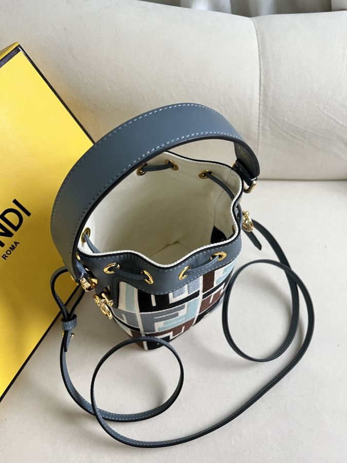 1:1 Replica Fendi bag Premium — AAA Quality Replica — photo 2