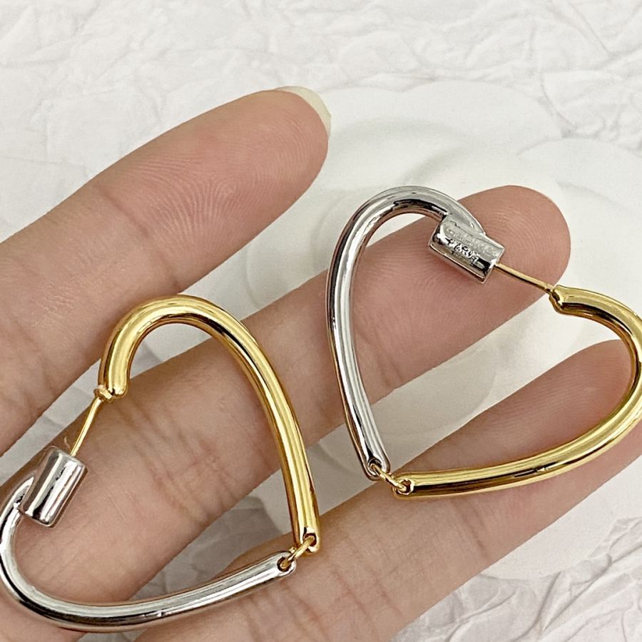 1:1 Replica Celine Jewelry Code E2657 0247825 — Premium Replica — photo 3