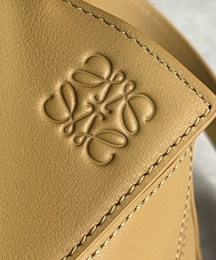 1:1 Replica LOEWE bag ꫛꫀꪝ — Premium Replica — photo 2