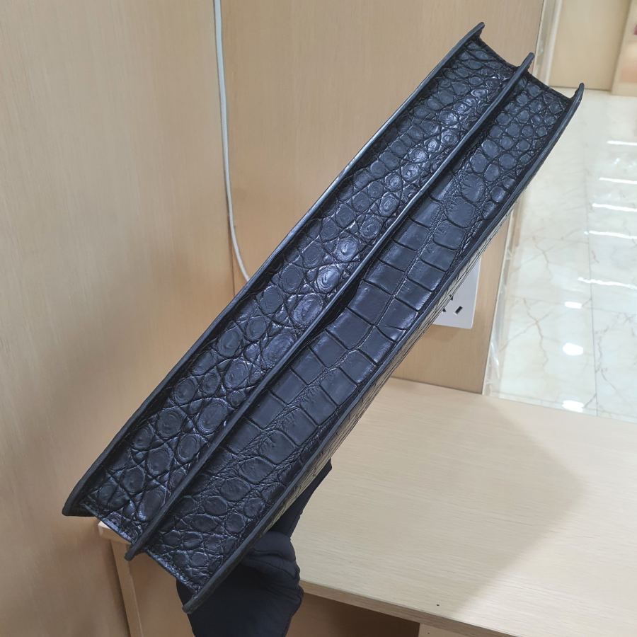 1:1 Replica Briefcase 5*25 5*8 5 CM Black — AAA Quality Replica — photo 4