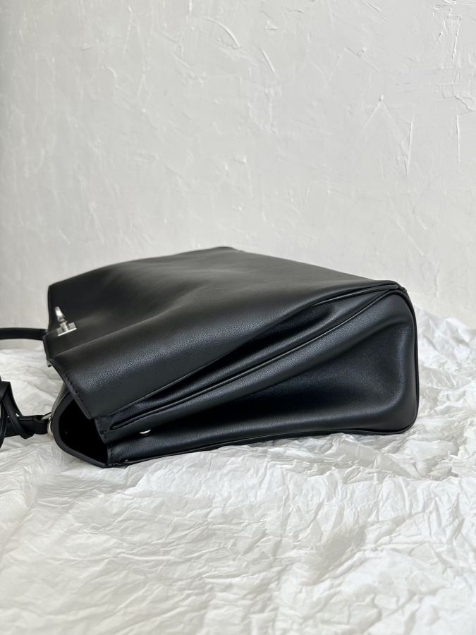 1:1 Replica Balenciaga bag BAL — 1:1 Replica — photo 4