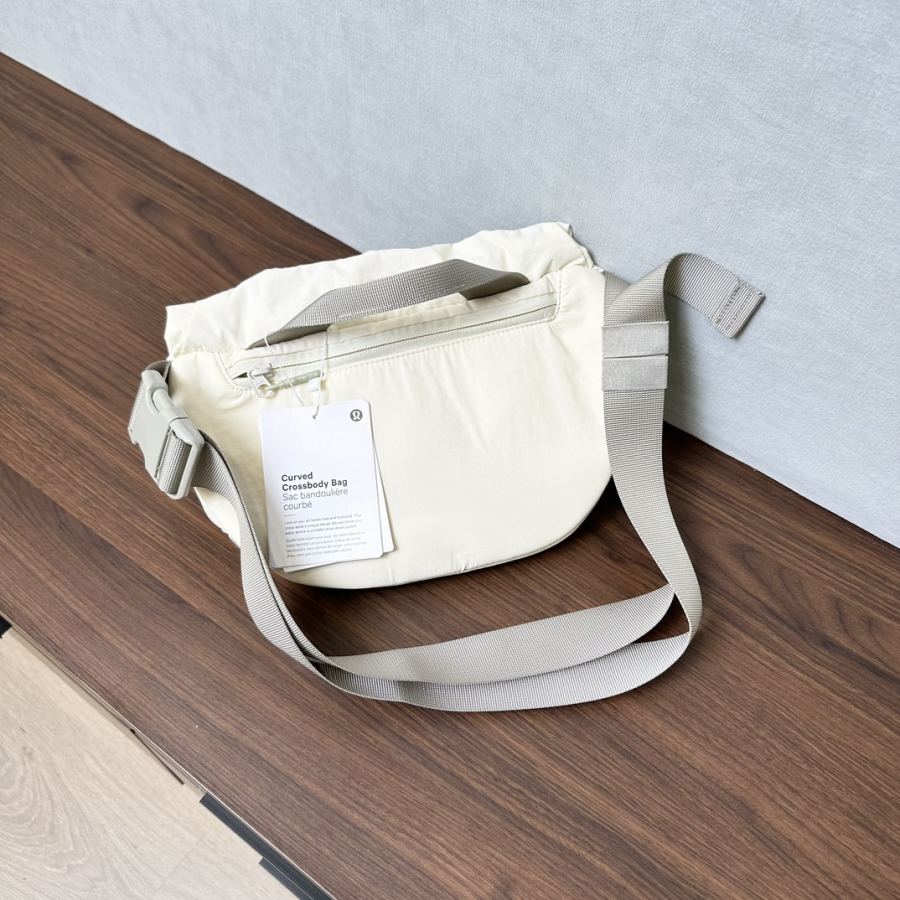 1:1 Replica Lulu accessories 𝐋𝐮𝐥𝐮𝐥𝐞𝐦𝐨𝐧 ｜Lululemon 𝐂𝐮𝐫𝐯𝐞𝐝 𝐂𝐫 — 1:1 Replica — photo 4