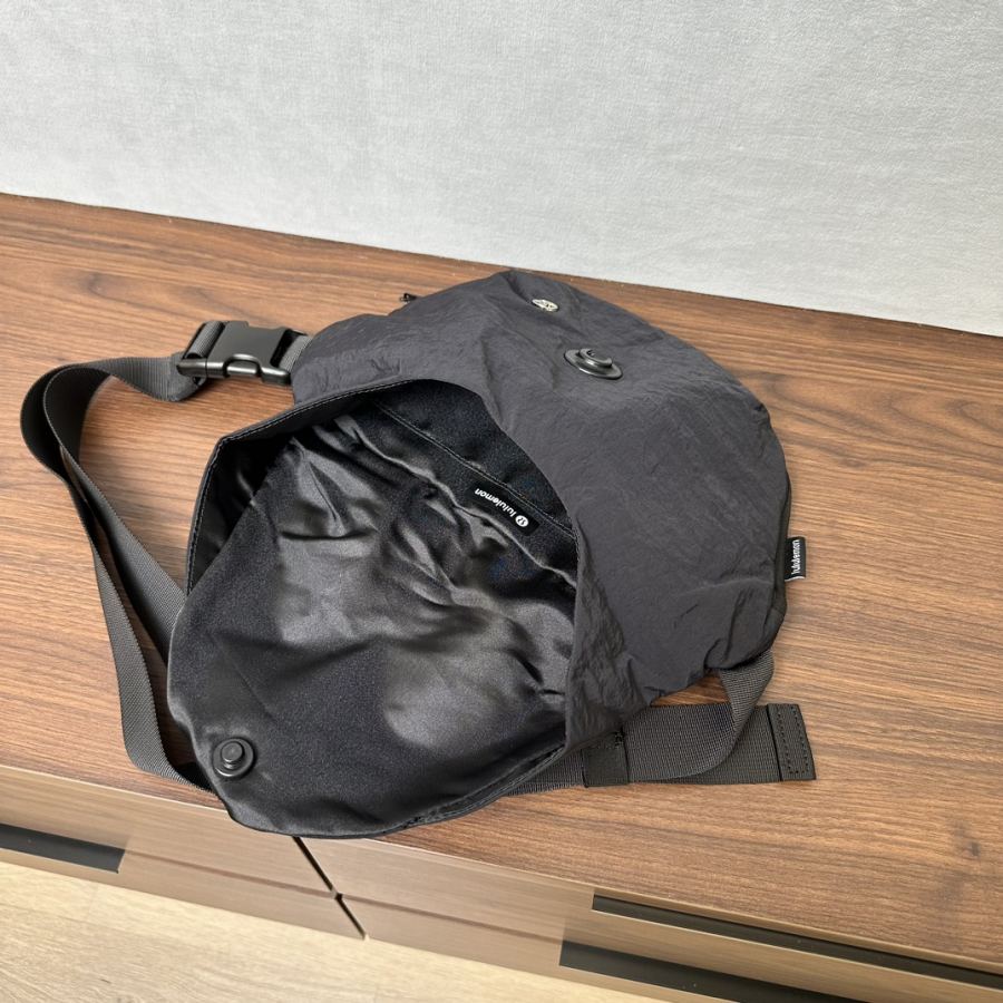 1:1 Replica Lulu accessories 𝐋𝐮𝐥𝐮𝐥𝐞𝐦𝐨𝐧 ｜Lululemon 𝐂𝐮𝐫𝐯𝐞𝐝 𝐂𝐫 — Premium Replica — photo 5