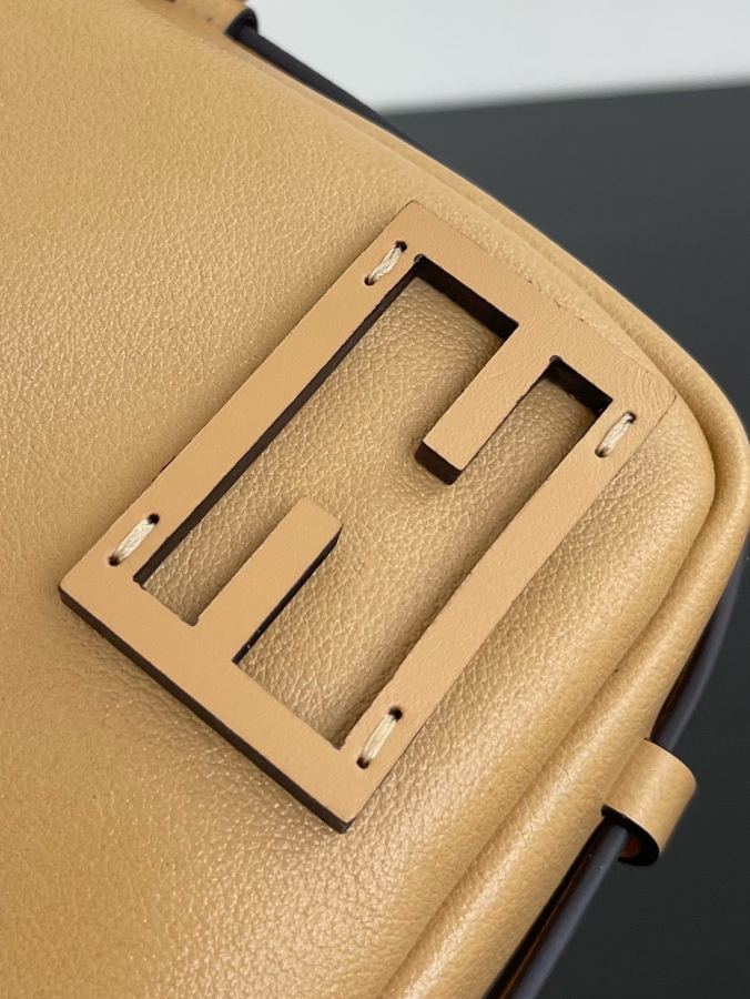 1:1 Replica Fendi bag Premium — AAA Quality Replica — photo 3