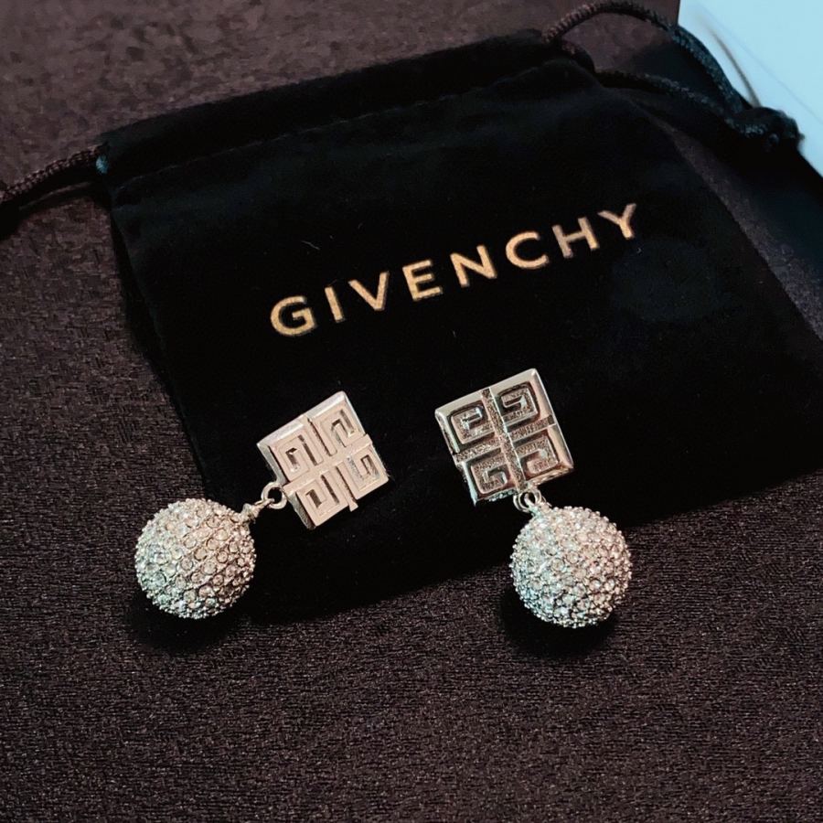1:1 Replica Givenchy Jewelry Givenchy Logo LG — AAA Quality Replica — photo 6