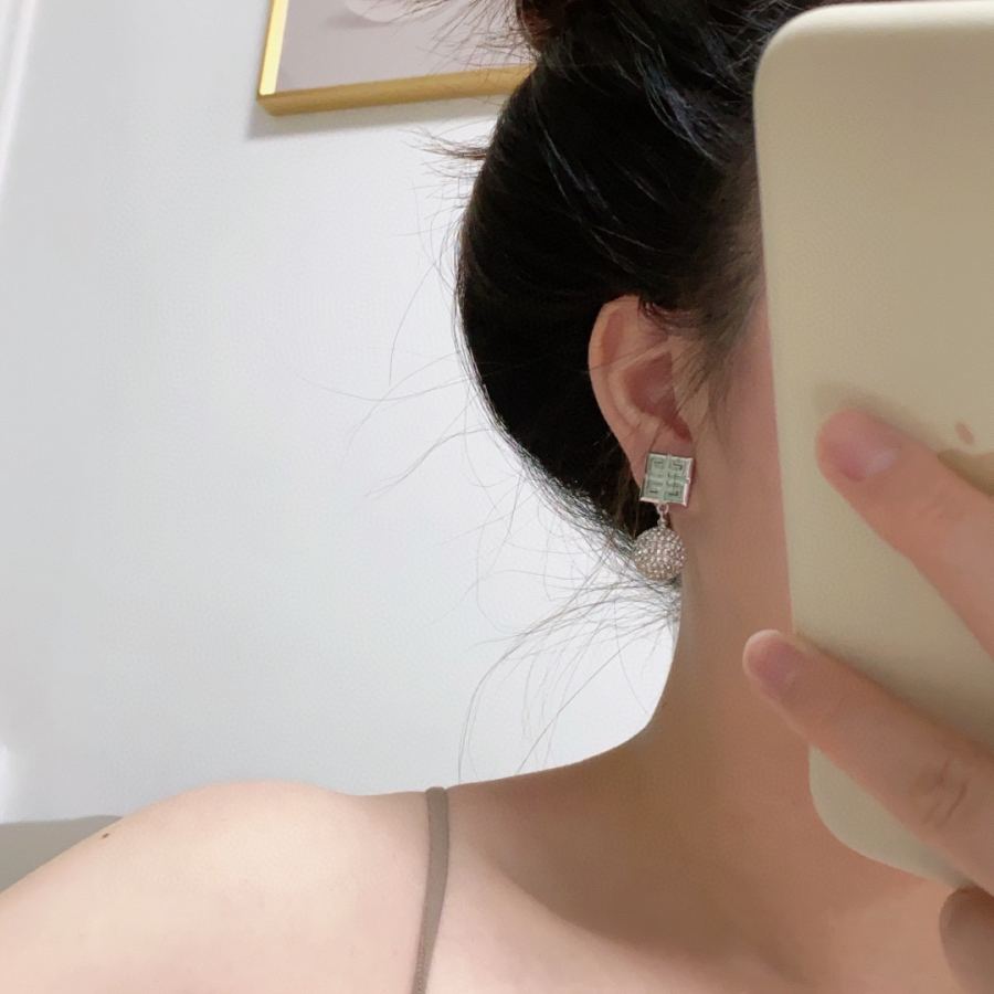 1:1 Replica Givenchy Jewelry Givenchy Logo LG — AAA Quality Replica — photo 2