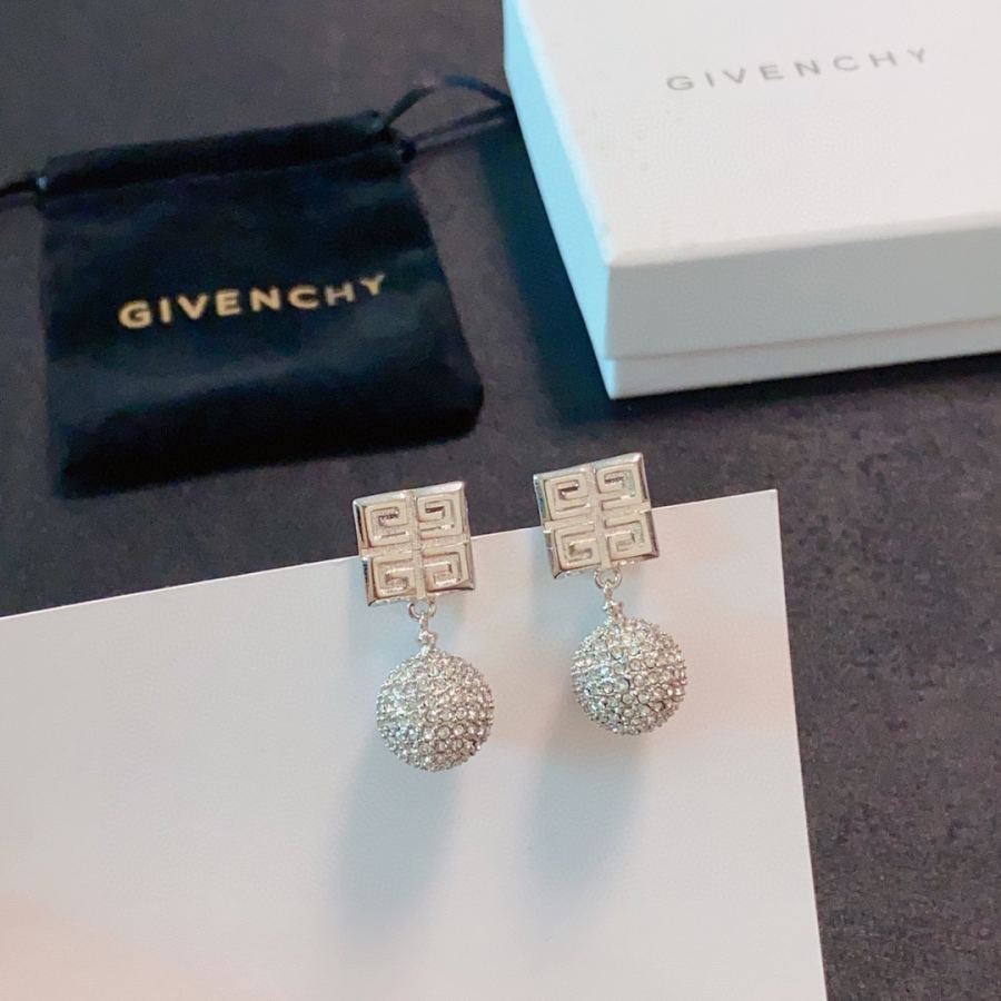 1:1 Replica Givenchy Jewelry Givenchy Logo LG — AAA Quality Replica — photo 8