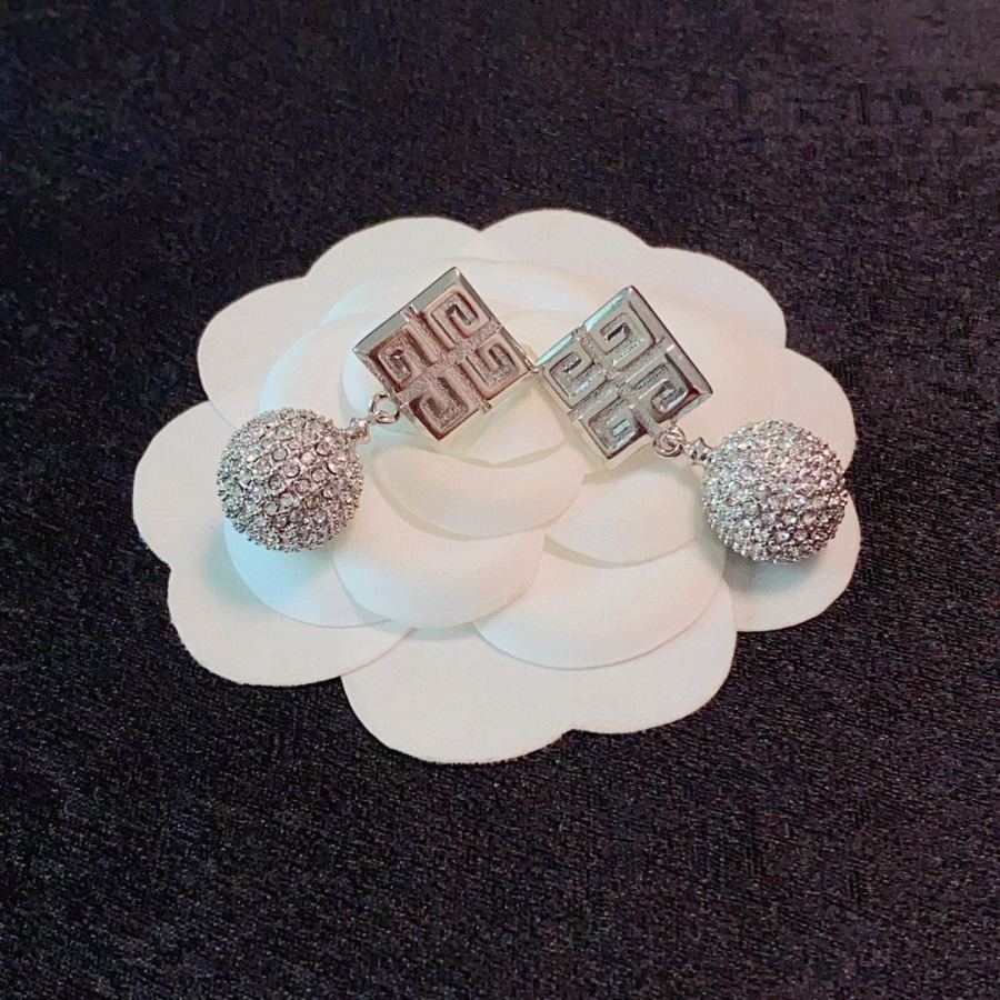1:1 Replica Givenchy Jewelry Givenchy Logo LG — AAA Quality Replica — photo 4