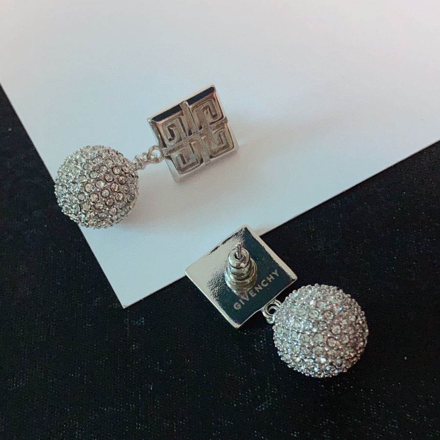 1:1 Replica Givenchy Jewelry Givenchy Logo LG — AAA Quality Replica — photo 5