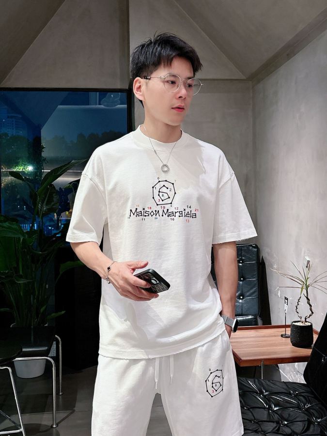 1:1 Replica MM6 men MM6 2026 logo — Premium Replica — photo 7