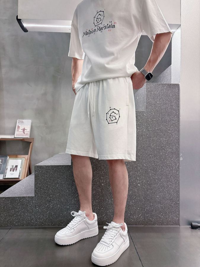 1:1 Replica MM6 men MM6 2026 logo — Premium Replica — photo 5