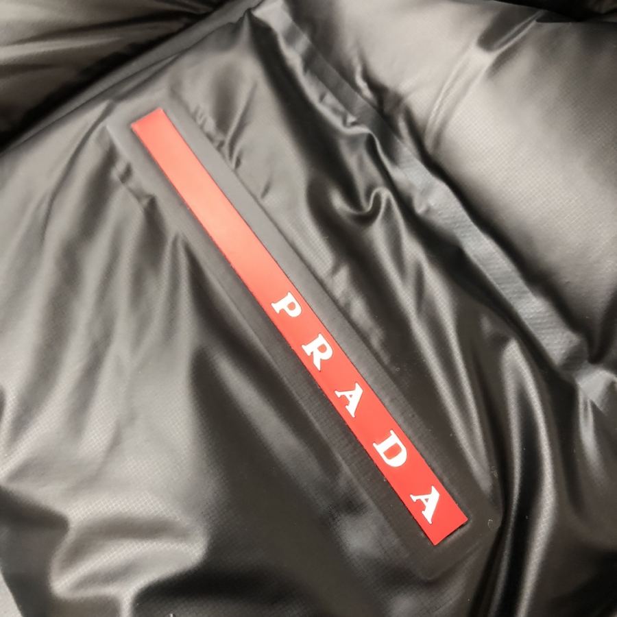 1:1 Replica Prada down jacket black technology laminated two-in-one down jacket, sleeves removable, 90 white — 1:1 Replica — photo 5