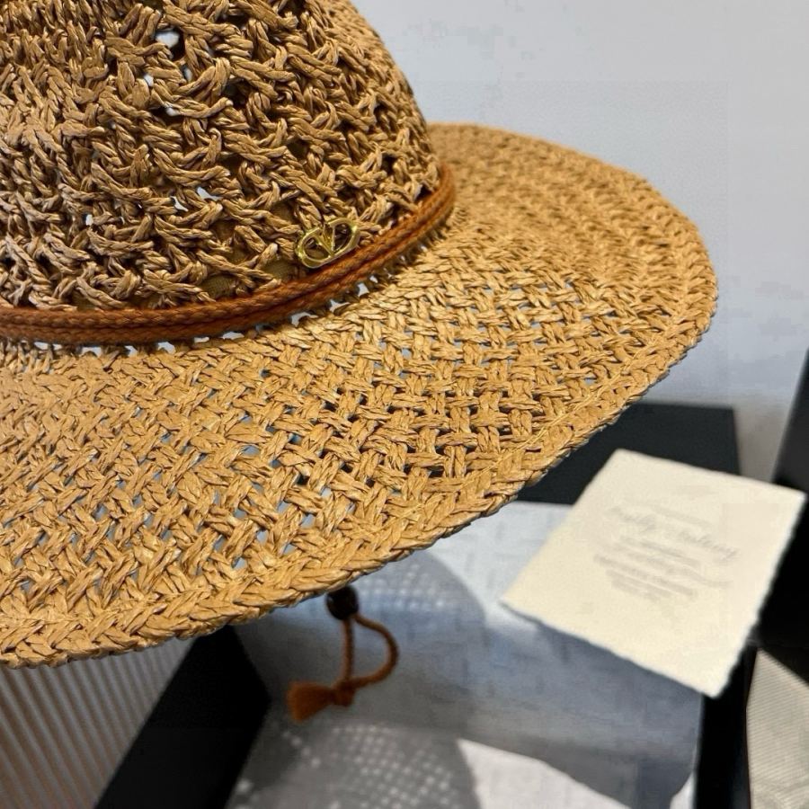 1:1 Replica Valentino hat ¥ — AAA Quality Replica — photo 3