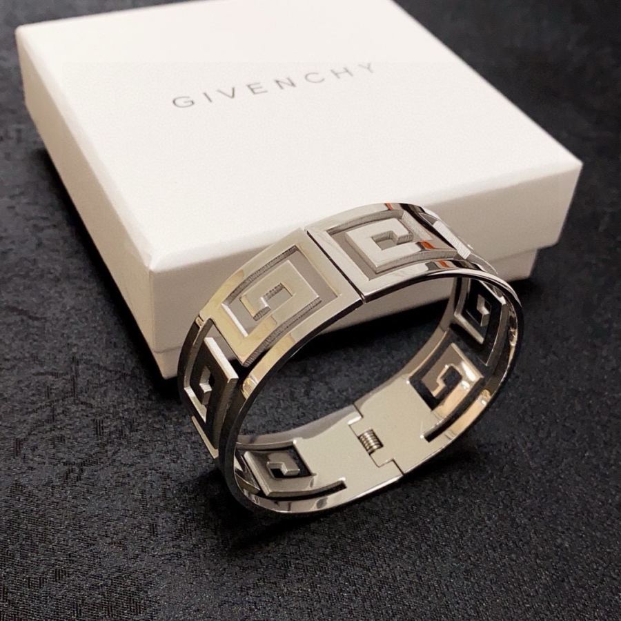 1:1 Replica Givenchy Jewelry Givenchy Skeleton LG — AAA Quality Replica — photo 8