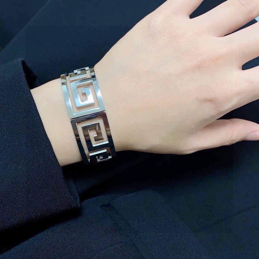 1:1 Replica Givenchy Jewelry Givenchy Skeleton LG — AAA Quality Replica — photo 3