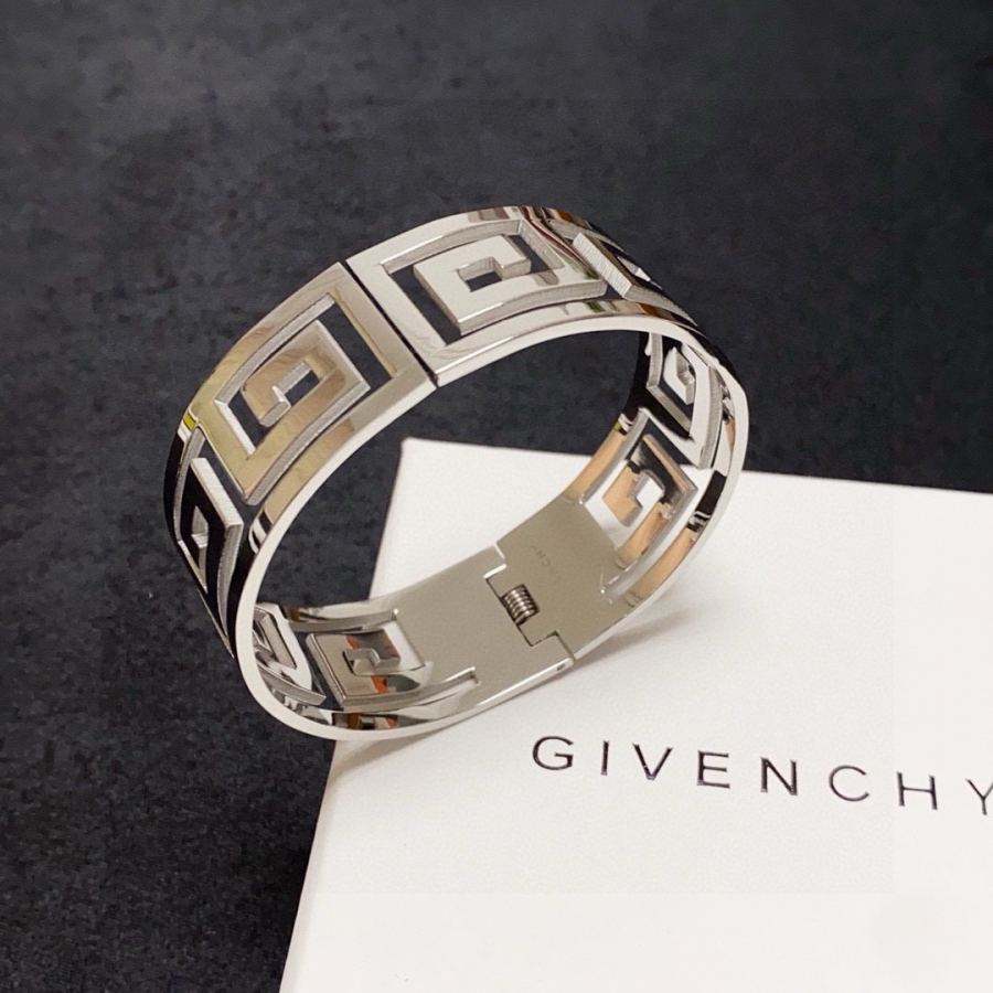 1:1 Replica Givenchy Jewelry Givenchy Skeleton LG — AAA Quality Replica — photo 6