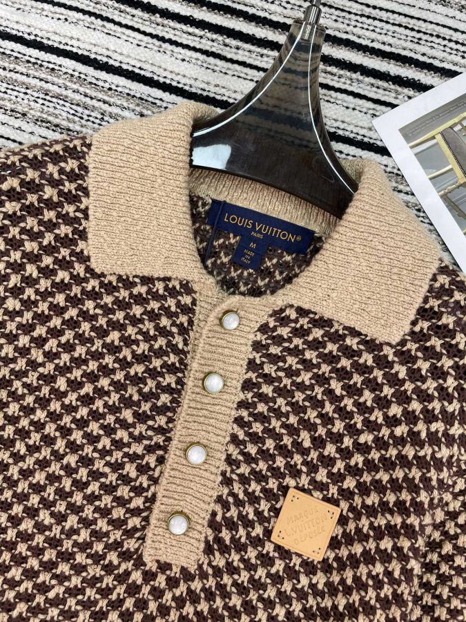 1:1 Replica LV Women LV C — Premium Replica — photo 6