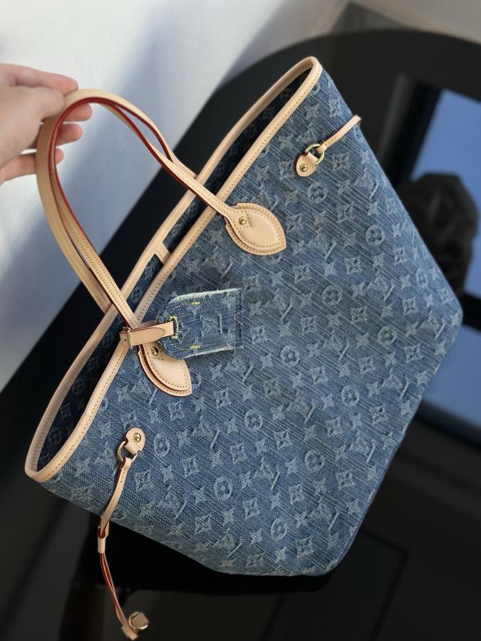 1:1 Replica LV bag LV Neverfull — AAA Quality Replica — photo 4