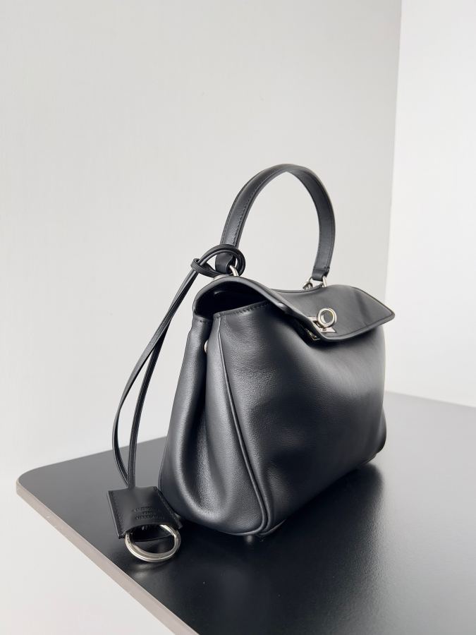 1:1 Replica Balenciaga bag 𝐁𝐚𝐥𝐞𝐧𝐜𝐢𝐚𝐠𝐚 𝐑𝐨𝐝𝐞𝐨 — Premium Replica — photo 3