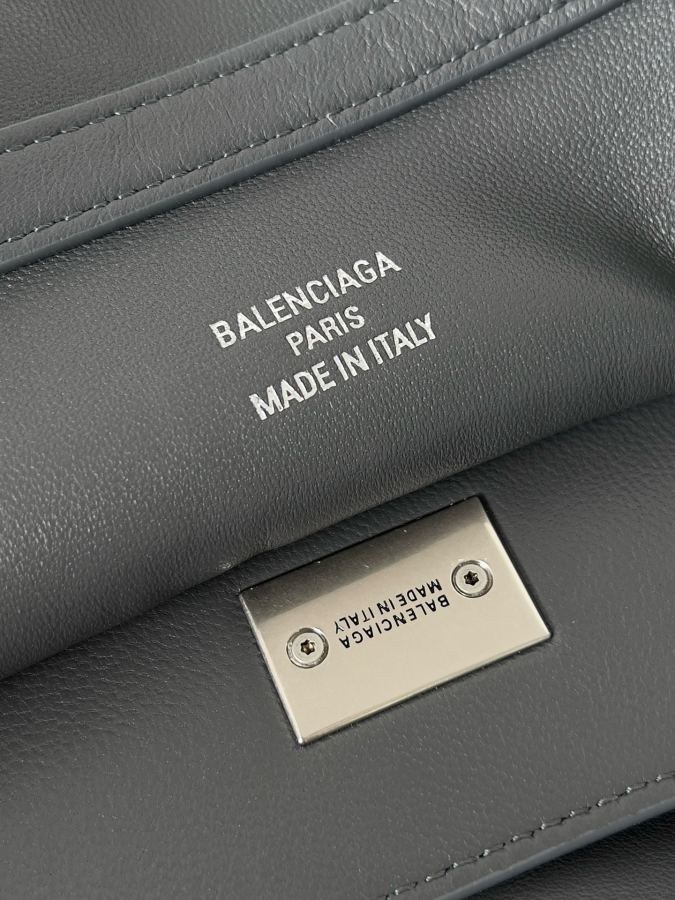 1:1 Replica Balenciaga bag 𝐁𝐚𝐥𝐞𝐧𝐜𝐢𝐚𝐠𝐚 𝐑𝐨𝐝𝐞𝐨 — 1:1 Replica — photo 5