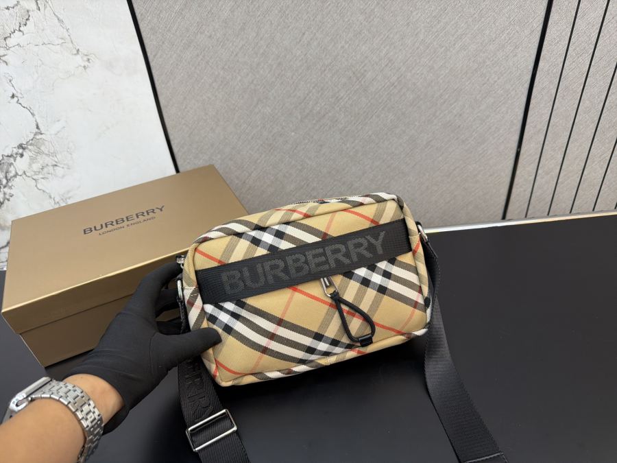 1:1 Replica Burberry bag Burberry — Premium Replica — photo 4