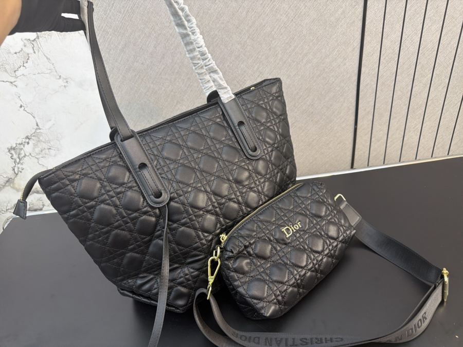 1:1 Replica Dior bag Dior — 1:1 Replica — photo 3