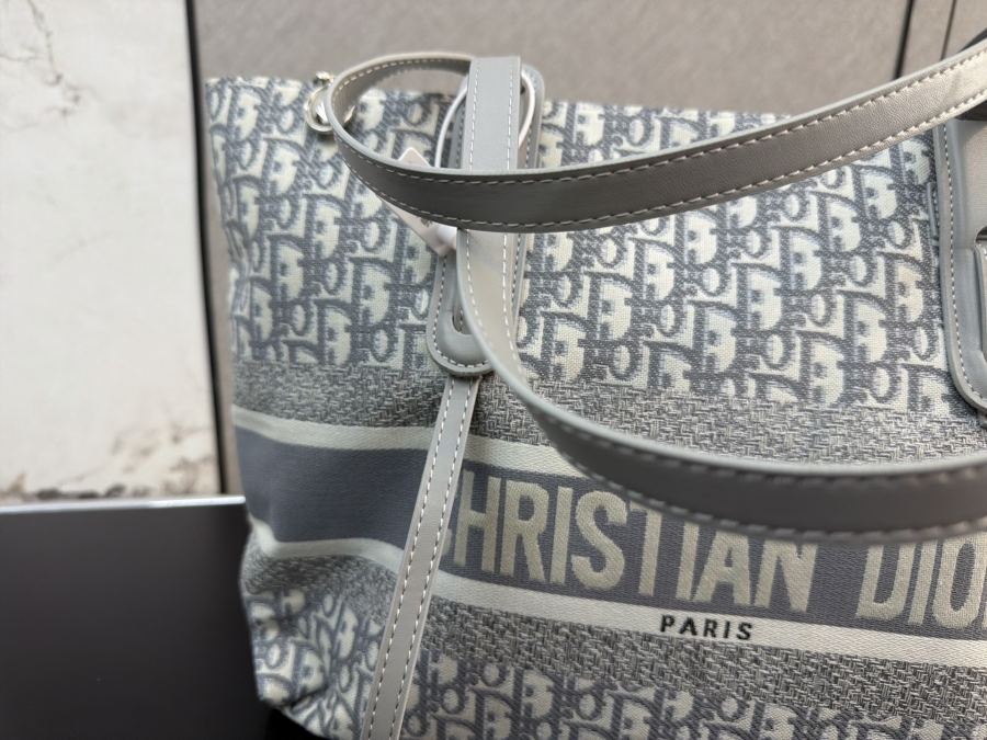 1:1 Replica Dior bag Dior — AAA Quality Replica — photo 6