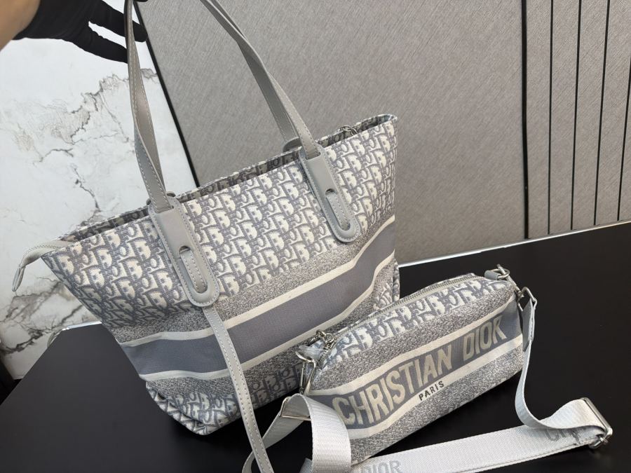 1:1 Replica Dior bag Dior — AAA Quality Replica — photo 4
