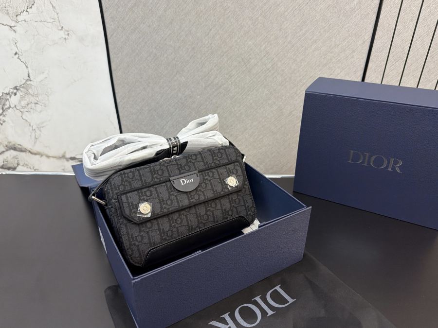 1:1 Replica Dior bag DIOR — 1:1 Replica — photo 3