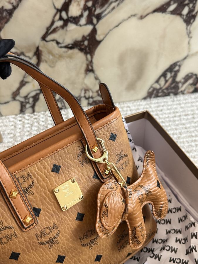 1:1 Replica MCM bag Comes with box (original single version) — AAA Quality Replica — photo 2