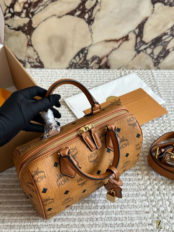 1:1 Replica MCM bag size 25*16cm — 1:1 Replica — photo 3