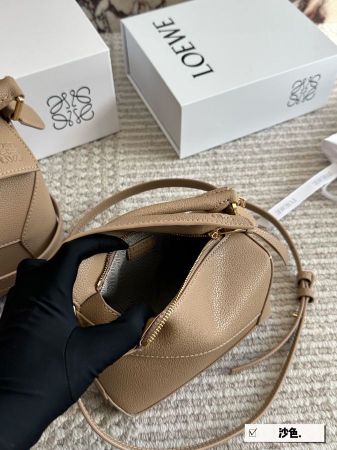 1:1 Replica LOEWE bag Size: 18*11cm (small size) — Premium Replica — photo 8