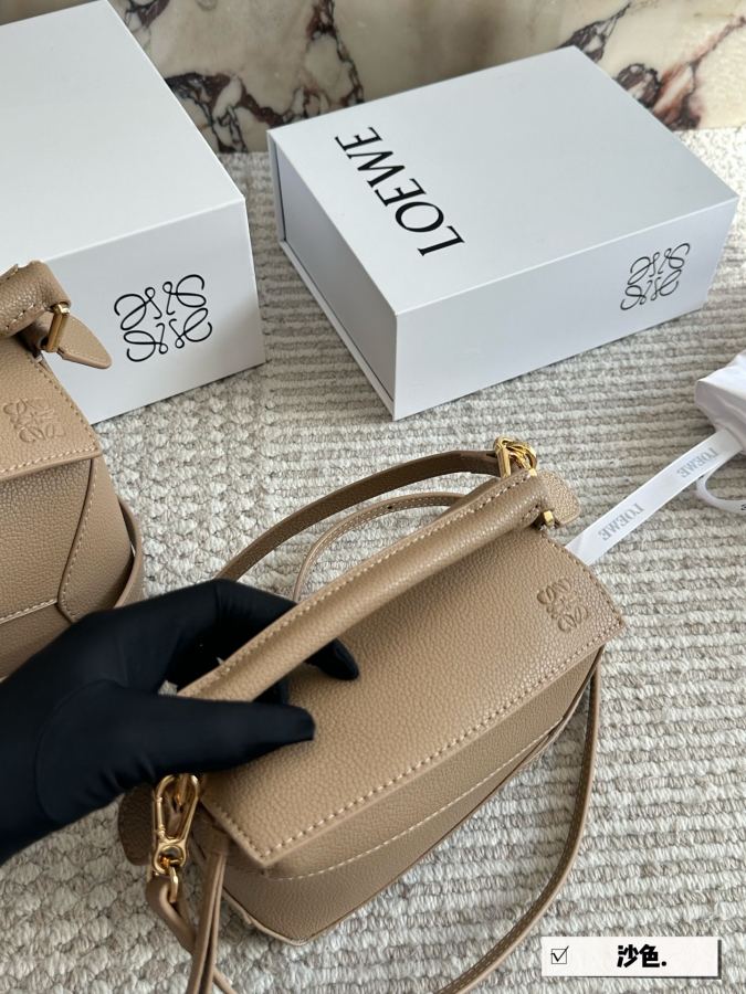 1:1 Replica LOEWE bag Size: 18*11cm (small size) — Premium Replica — photo 4
