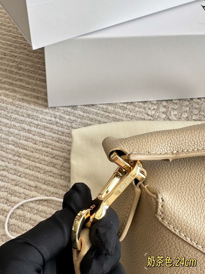 1:1 Replica LOEWE bag Size: 24*15cm (large size) — Premium Replica — photo 5