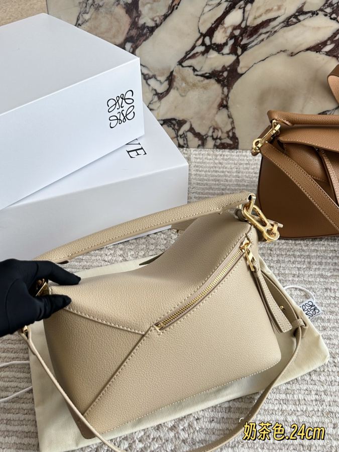 1:1 Replica LOEWE bag Size: 24*15cm (large size) — Premium Replica — photo 4