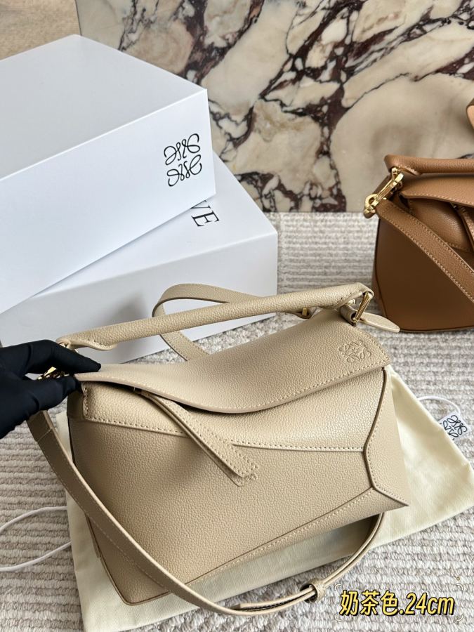 1:1 Replica LOEWE bag Size: 24*15cm (large size) — Premium Replica — photo 7