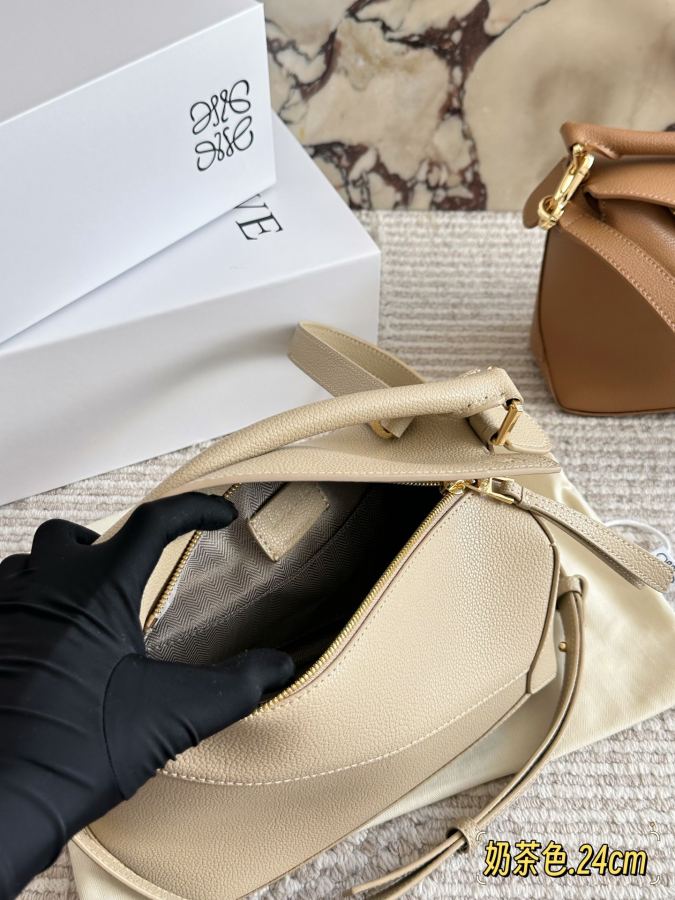 1:1 Replica LOEWE bag Size: 24*15cm (large size) — Premium Replica — photo 8