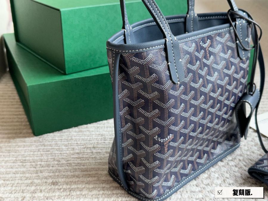 1:1 Replica Goyard bag replica version with box — photo 2