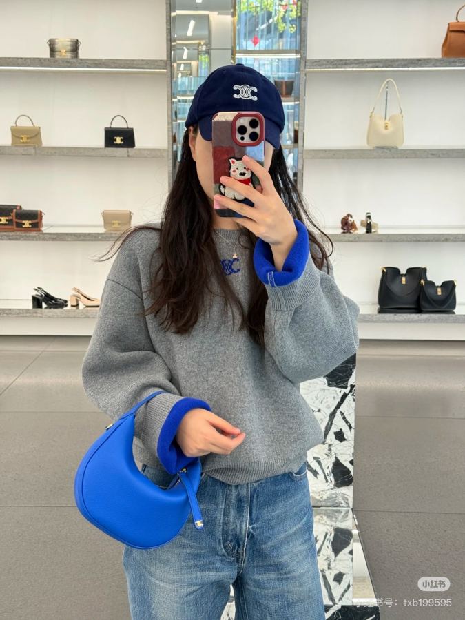 1:1 Replica Celine Women Celine — 1:1 Replica — photo 2