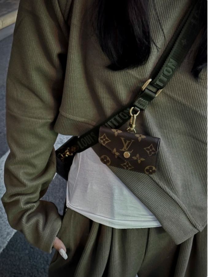 1:1 Replica LV bag Green — 1:1 Replica — photo 8