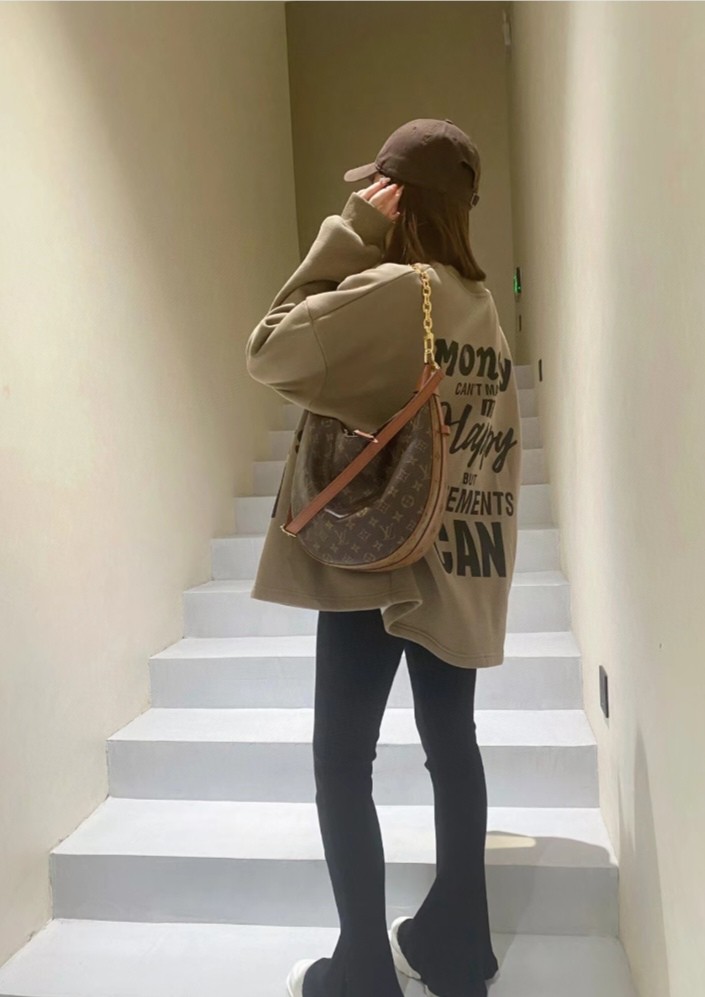 1:1 Replica LV bag Extra large moon bag — Premium Replica — photo 9